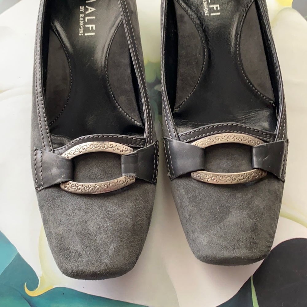 AMALFI Shoes‎ - Picture 3 of 8